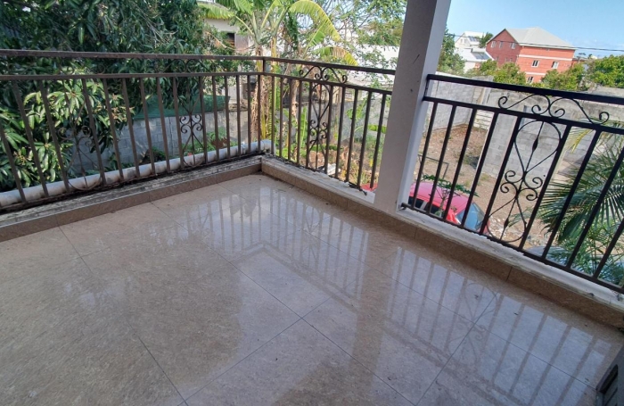 Vente Maison 160m&sup2; 6 pi&#232;ces Saint Louis