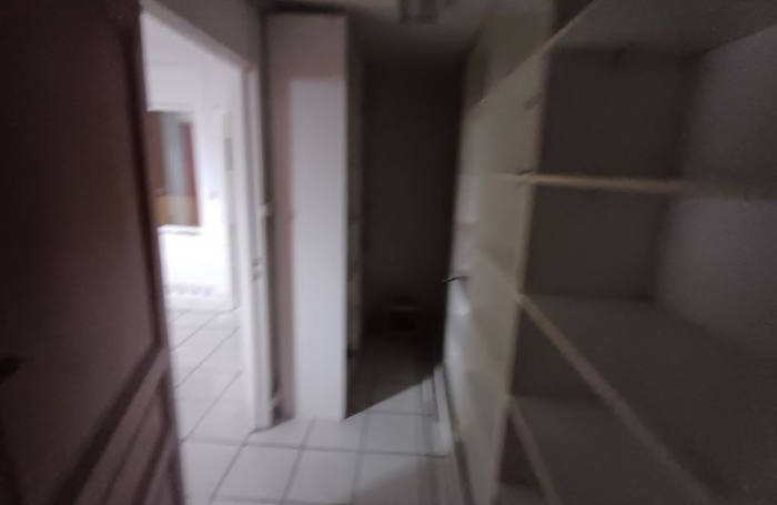 local 100m2 SAINT PAUL