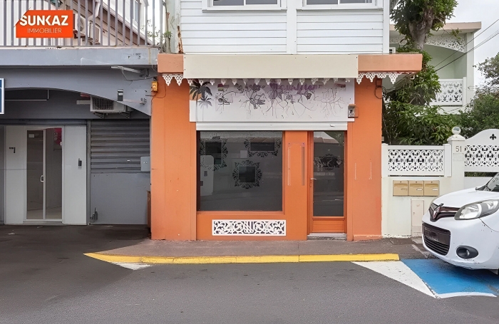Location Local commercial 33m² Saint-Pierre