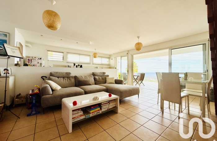 Vente Maison 90m&sup2; 4 pi&#232;ces Les Avirons