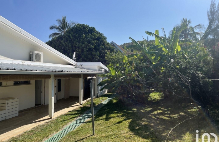 Vente Maison 150m&sup2; 4 pi&#232;ces Saint Gilles les Bains