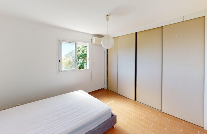 Vente Maison 163.2m² 6 pièces Saint Denis