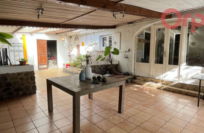 Vente Maison 250m&sup2; 6 pi&#232;ces Saint Paul
