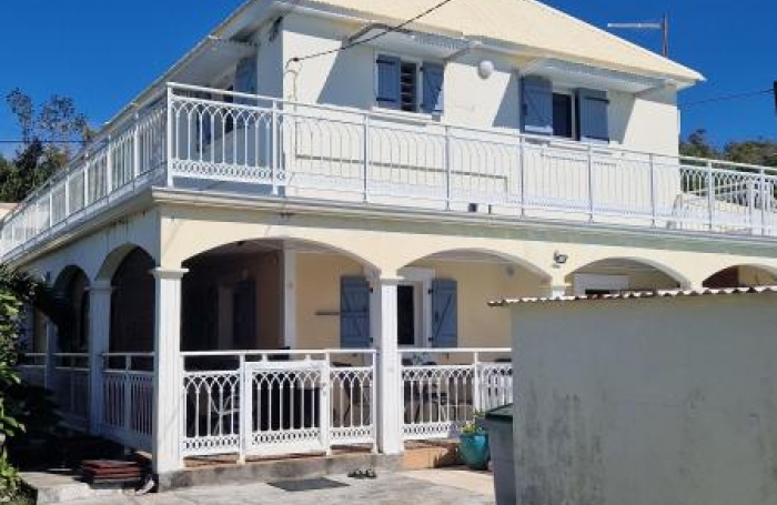 Vente Maison 186m&sup2; 6 pi&#232;ces Saint-Benoît