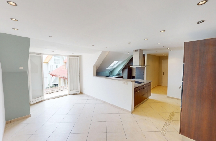 Vente Appartement 98m&sup2; 5 pi&egrave;ces Saint Denis