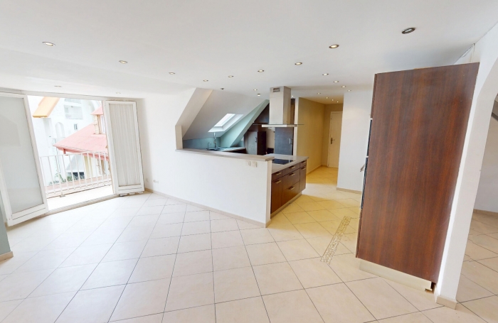 Vente Appartement 98m&sup2; 5 pi&egrave;ces Saint Denis