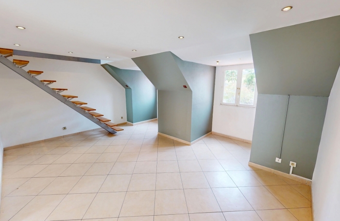 Vente Appartement 98m&sup2; 5 pi&egrave;ces Saint Denis