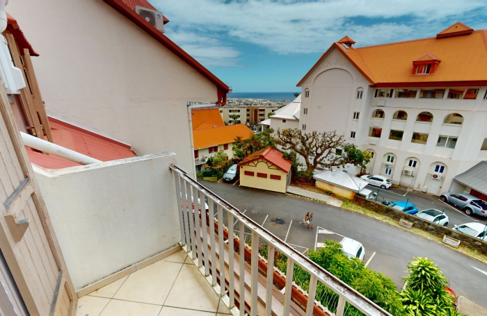 Vente Appartement 98m&sup2; 5 pi&egrave;ces Saint Denis