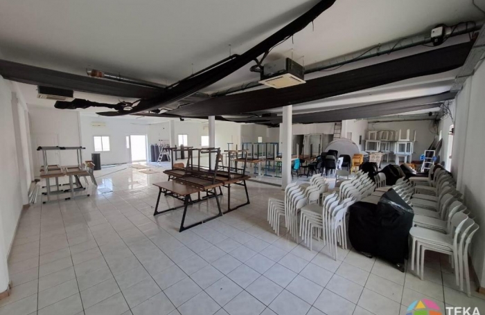 Location Local commercial 242m&sup2; Sainte Clotilde