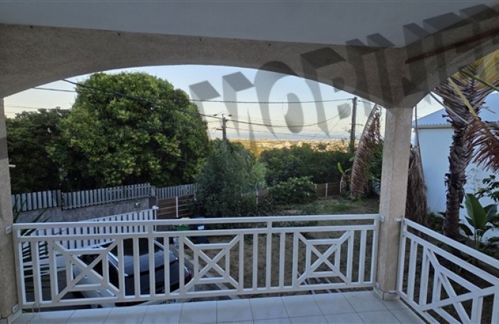 Vente Maison 94m² 4 pièces La Possession