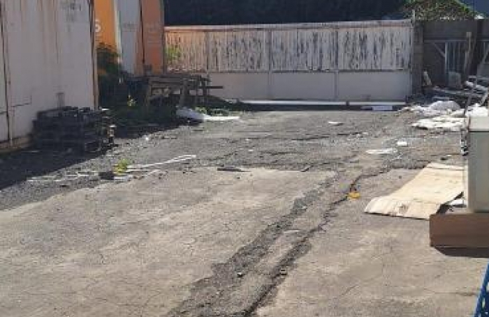 Location Local commercial 242m&sup2; Saint Louis