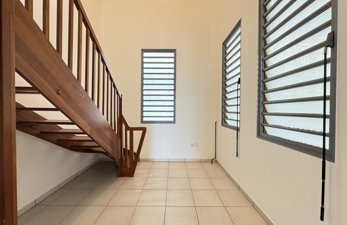 Vente Appartement 95.72m² 4 pièces Sainte Marie