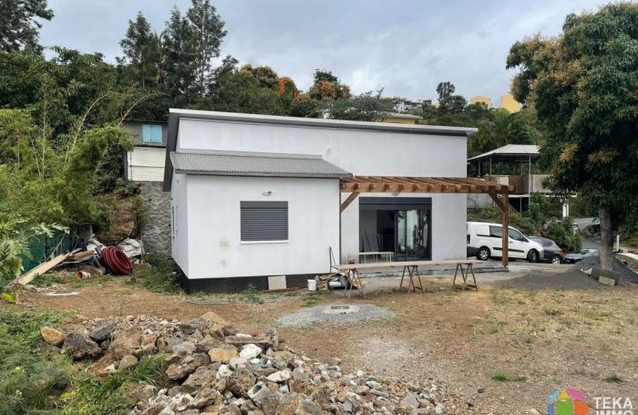 Location Maison 90m&sup2; 4 pi&#232;ces La Possession