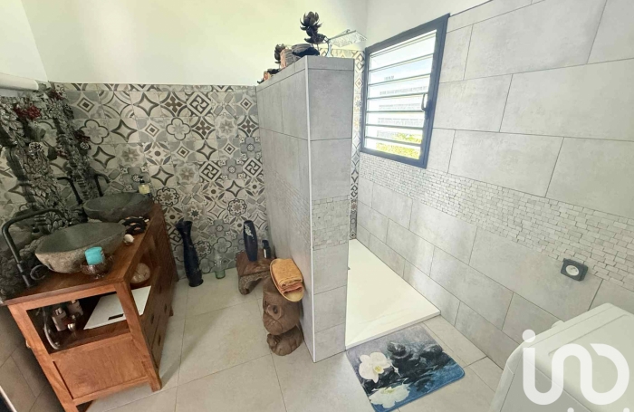 Vente Maison 146m&sup2; 5 pi&#232;ces Sainte Rose