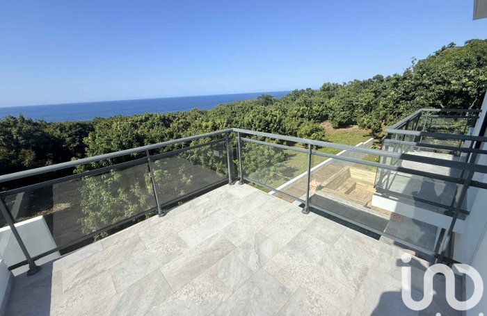 Vente Maison 146m&sup2; 5 pi&#232;ces Sainte Rose