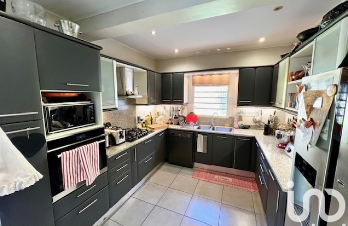 Vente Maison 157m&sup2; 7 pi&#232;ces La Montagne