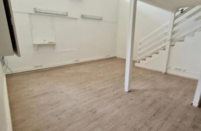 Location Local commercial 97460