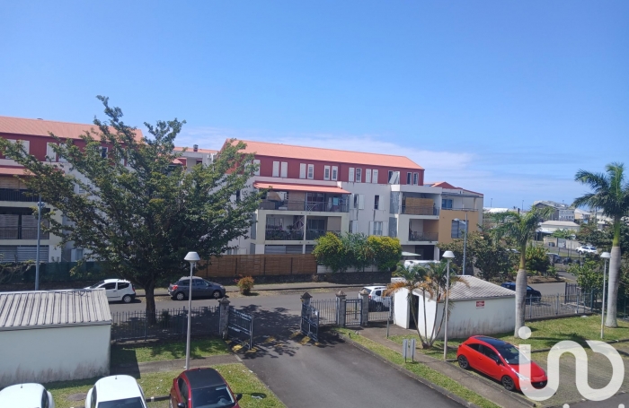 Vente Appartement 45m&sup2; 2 pi&#232;ces Sainte Suzanne