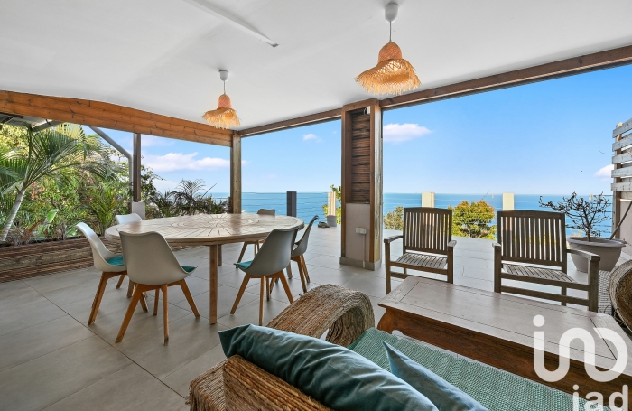 Vente Maison 215m&sup2; 9 pièces Saint-Leu