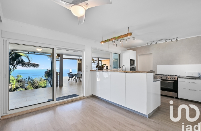 Vente Maison 215m&sup2; 9 pièces Saint-Leu