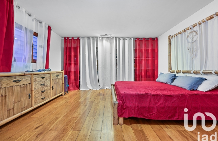 Vente Maison 215m&sup2; 9 pièces Saint-Leu