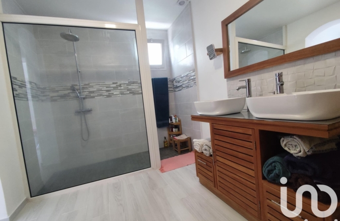 Vente Maison 200m&sup2; 5 pièces Saint Paul