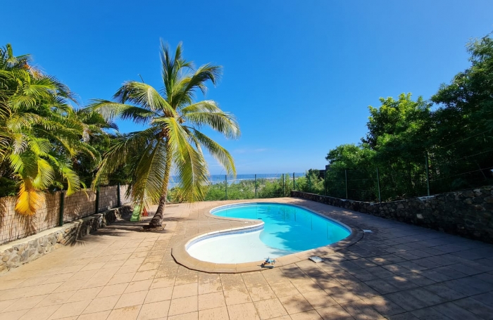 Vente Appartement 69.73m&sup2; 3 pièces Saint Gilles les Bains