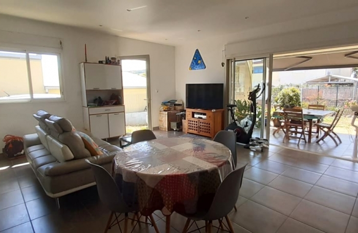 Vente Maison 85m&sup2; 3 pi&#232;ces Saint Gilles Les Hauts