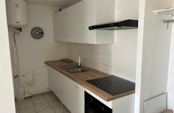 Location Appartement 30.05m&sup2; 2 pi&#232;ces Saint Denis
