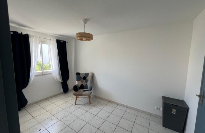 Location Appartement 30.05m&sup2; 2 pi&#232;ces Saint Denis