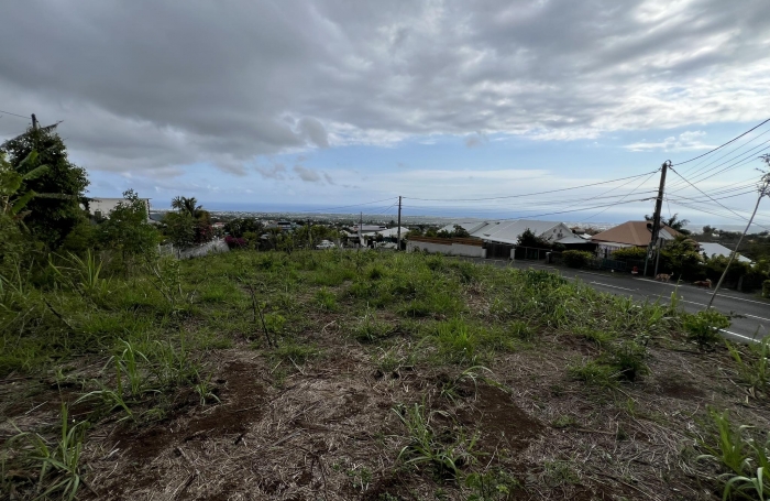 TERRAIN BORNE 589M2 SECTEUR LA RIVIERE ST LOUIS