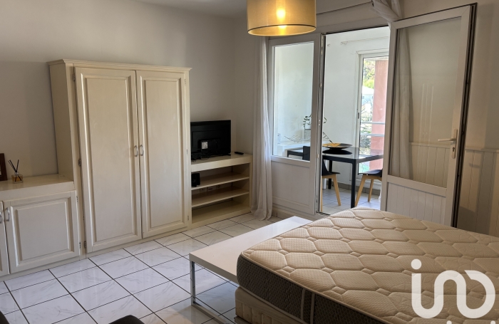 Vente Appartement 33m&sup2; 2 pi&#232;ces Saint Gilles les Bains