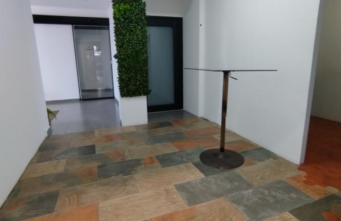 Location Bureaux 39m&sup2; Saint-Pierre