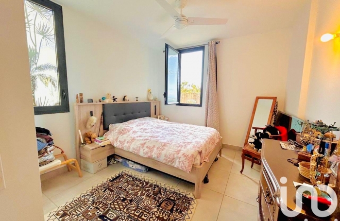 Vente Appartement 66m&sup2; 3 pi&#232;ces Saint Gilles Les Hauts