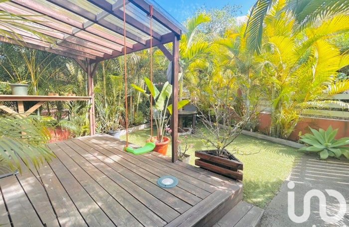 Vente Appartement 99m&sup2; 5 pi&#232;ces Les Avirons