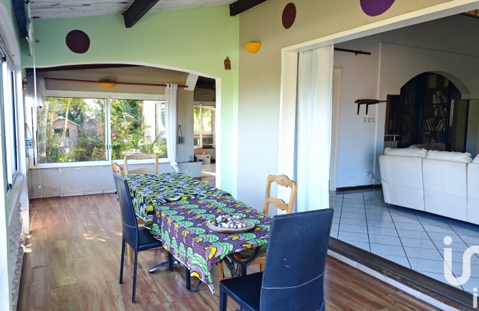 Vente Maison 220m&sup2; 5 pi&#232;ces Saint Gilles Les Hauts