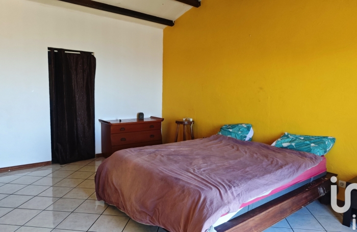 Vente Maison 220m&sup2; 5 pi&#232;ces Saint Gilles Les Hauts