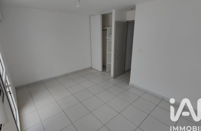 Vente Appartement 49m&sup2; 2 pi&#232;ces Saint-Pierre