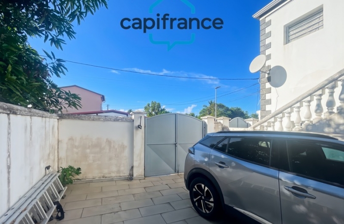 Vente Appartement 46m&sup2; 2 pi&#232;ces Sainte Suzanne