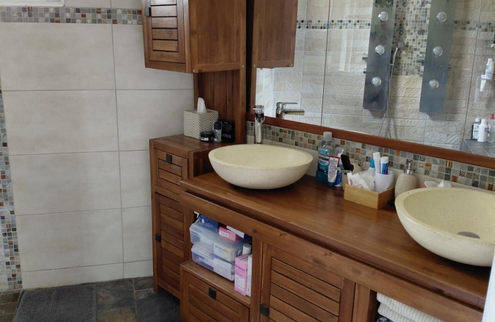 HAUT DE LA PLAINE, Villa F5, piscine, garage, sur 636m2 de terrain