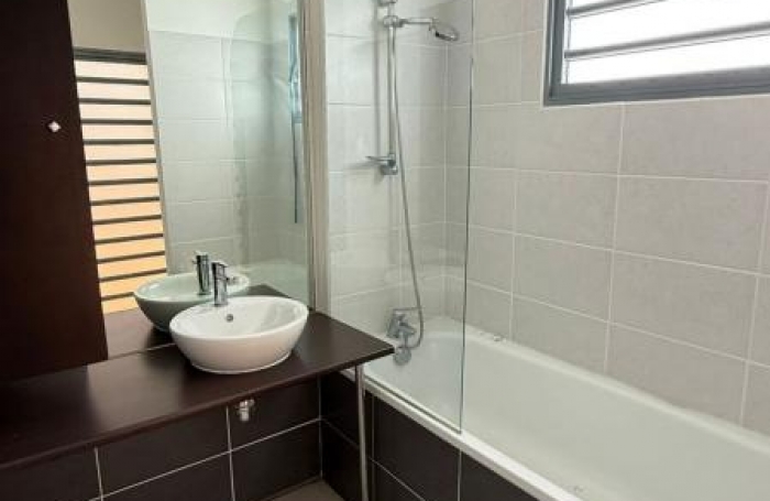 Vente Appartement 96.3m&sup2; 4 pi&#232;ces Sainte Marie