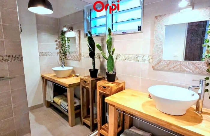 Vente Maison 130m&sup2; 5 pi&#232;ces Piton Saint Leu