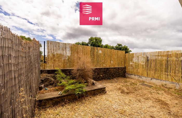 Vente Appartement 69.3m² 3 pièces Saint Gilles Les Hauts