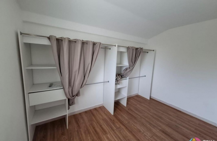 Location Maison 142m&sup2; 6 pi&#232;ces Saint André