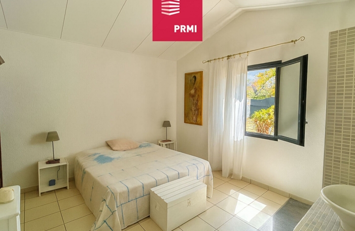 Vente Maison 167m&sup2; 6 pi&egrave;ces Saint Gilles les Bains