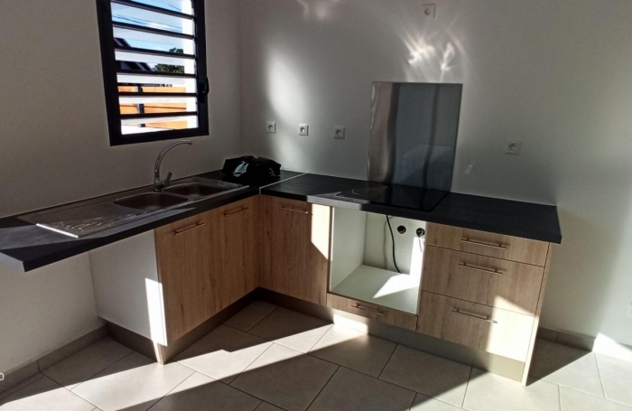 Location Maison 74m&sup2; 4 pi&#232;ces Ravine des Cabris