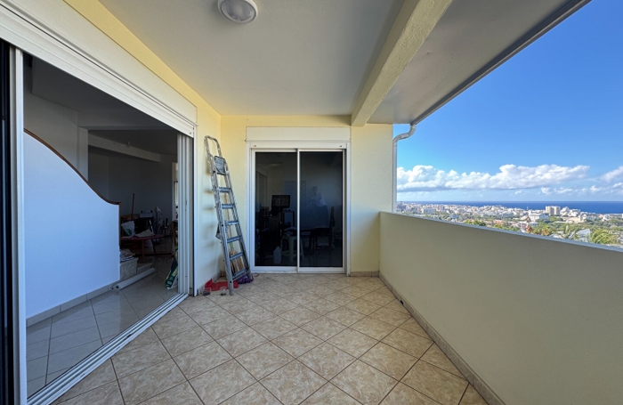 Location Maison 305.12m² 8 pièces Saint Denis