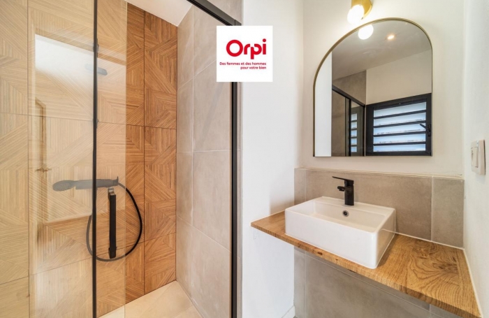 Vente Maison 90m&sup2; 4 pi&#232;ces Saint Gilles Les Hauts