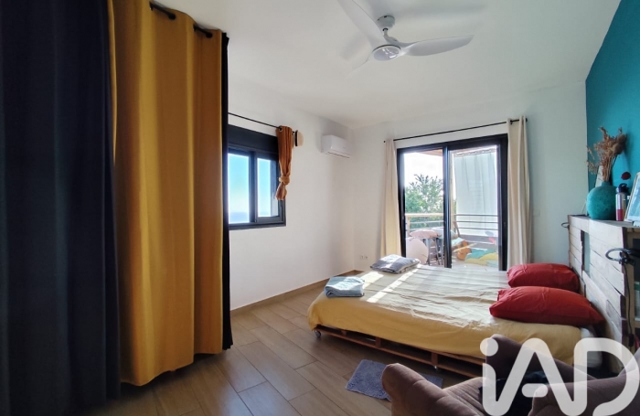 Vente Maison 110m&sup2; 4 pi&#232;ces Piton Saint Leu