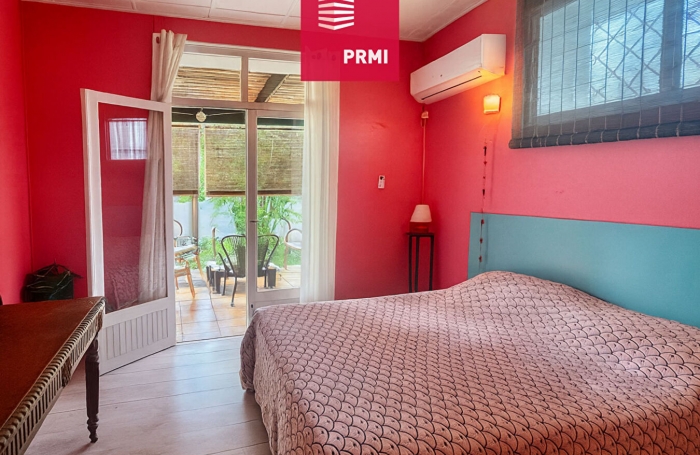 Vente Maison 144m&sup2; 6 pi&egrave;ces Saint Gilles les Bains